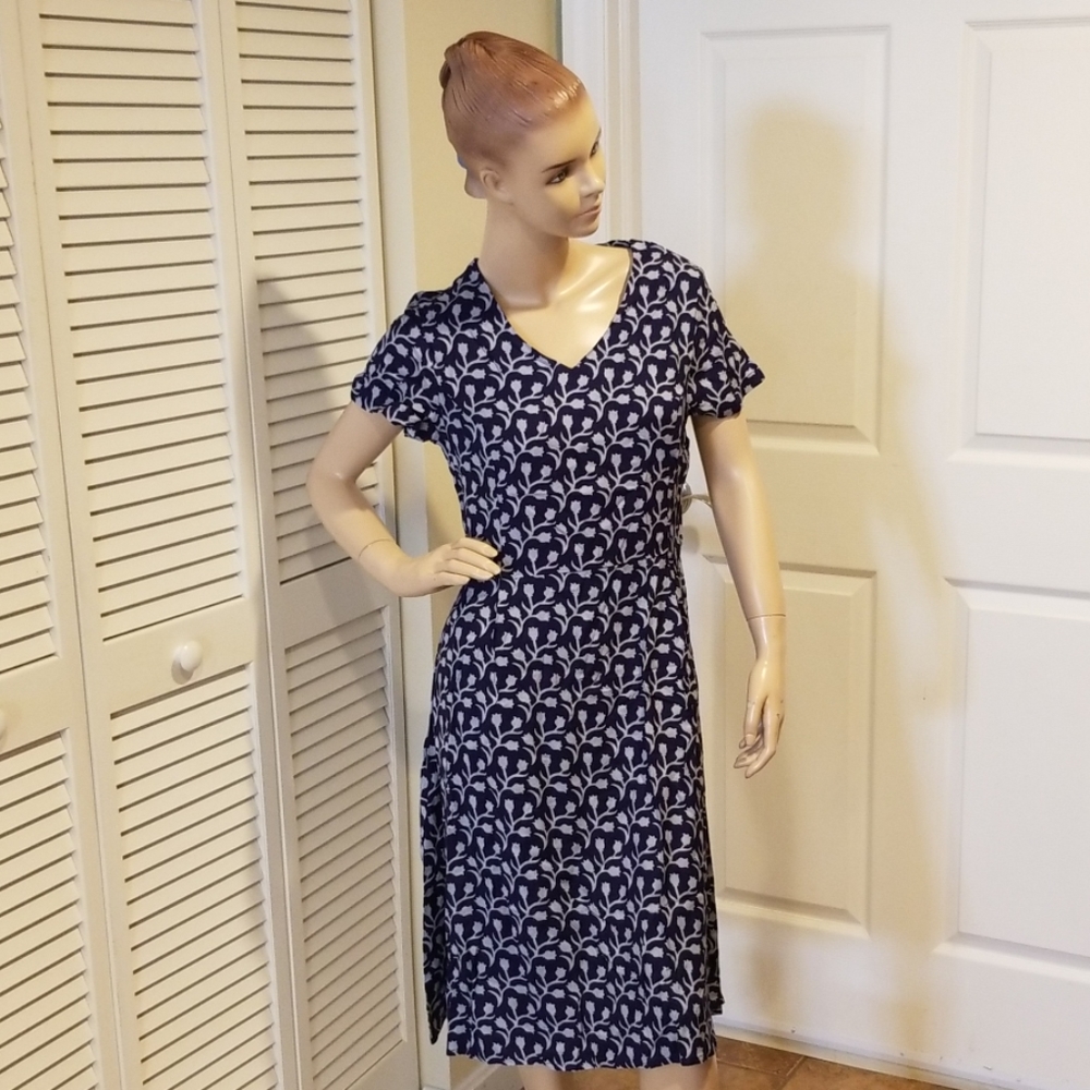 Pretty Vacant Blue Floral Rose Print Dress 10 12